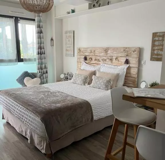 Studios Nuitée En Provence