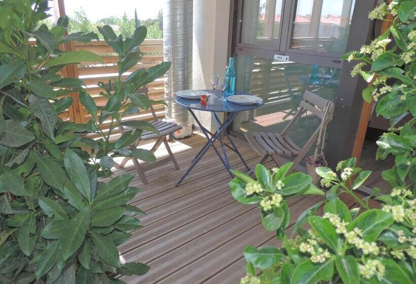 Studios Nuitée En Provence