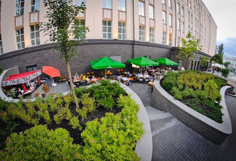 هتل Alfavito Kyiv