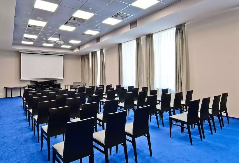 Szálloda Alfavito Kyiv