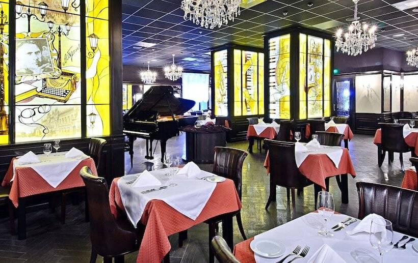 هتل Alfavito Kyiv