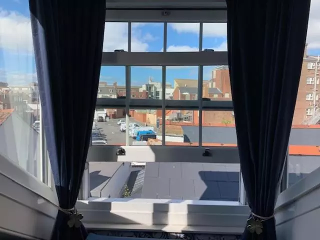 هتل Ashbys Accommodation & Spa Hire