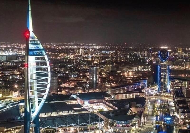 فندق Ashbys Accommodation & Spa Hire