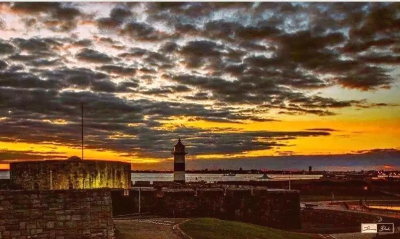 هتل Ashbys Accommodation & Spa Hire