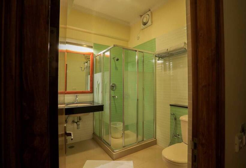 هتل Classic Residency