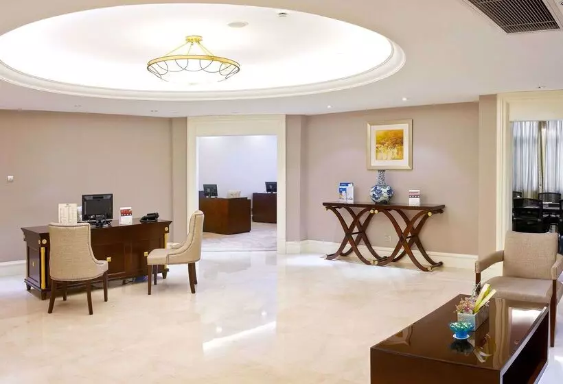 Days Hotel And Suites Fudu Changzhou