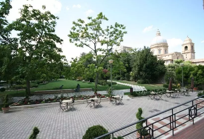 בית מלון כפרי Domus Pacis Assisi