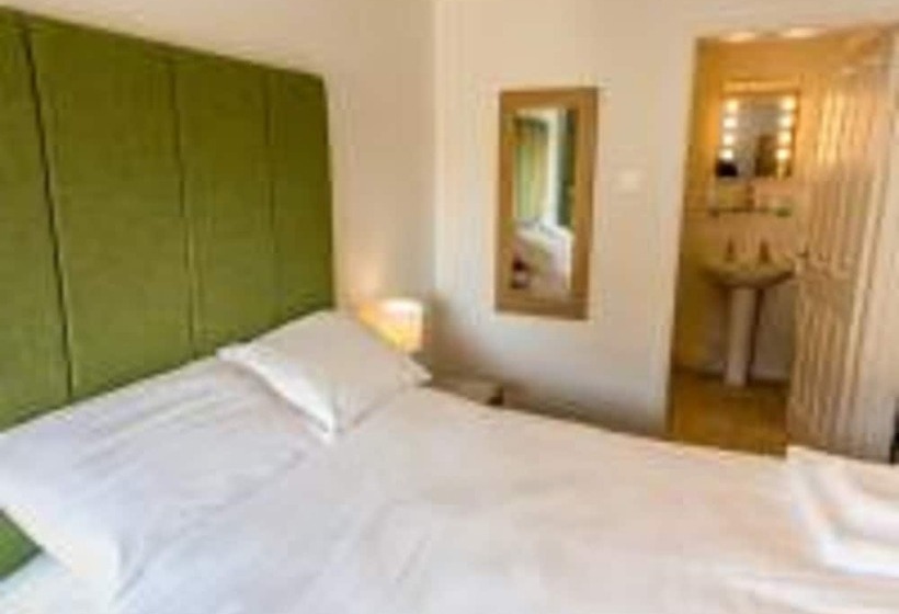 فندق The Douglas