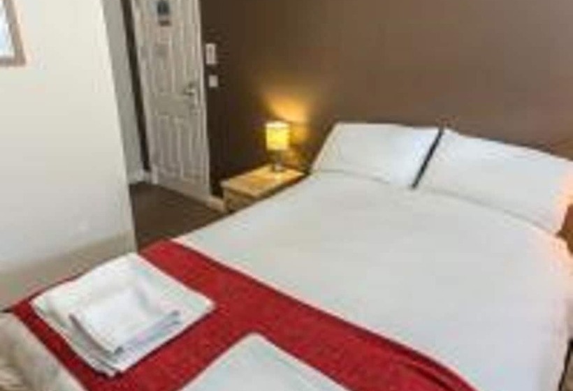 فندق The Douglas