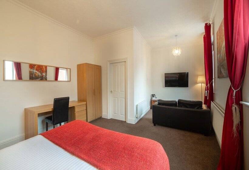 فندق The Douglas