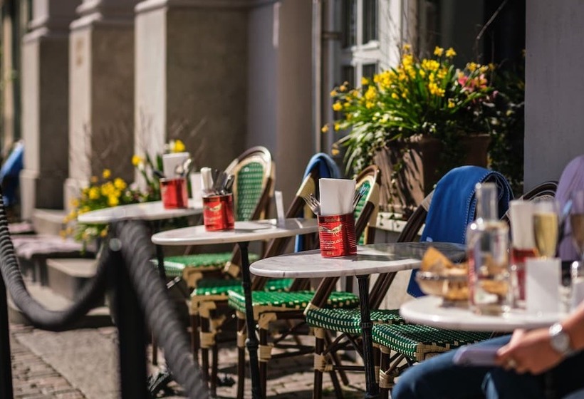 בית מלון כפרי Flora