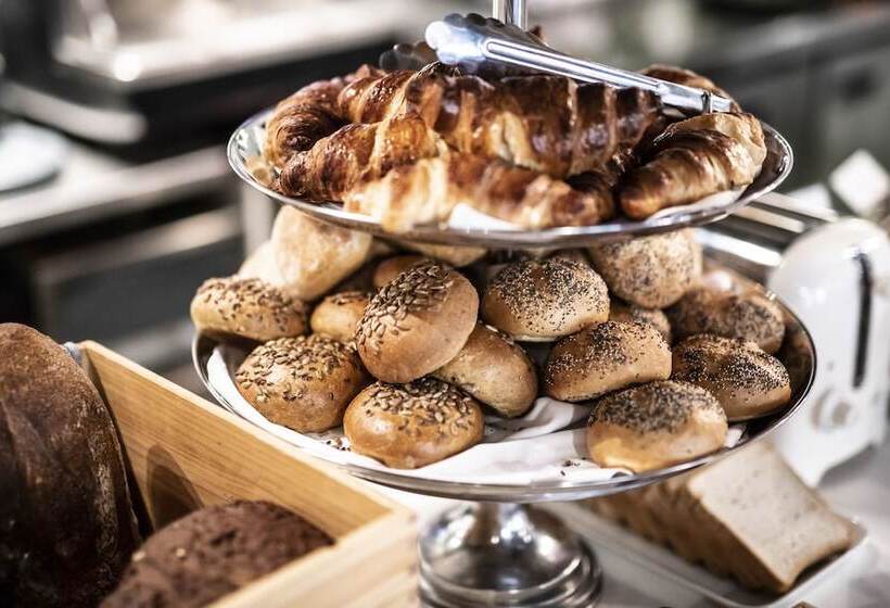 בית מלון כפרי Flora