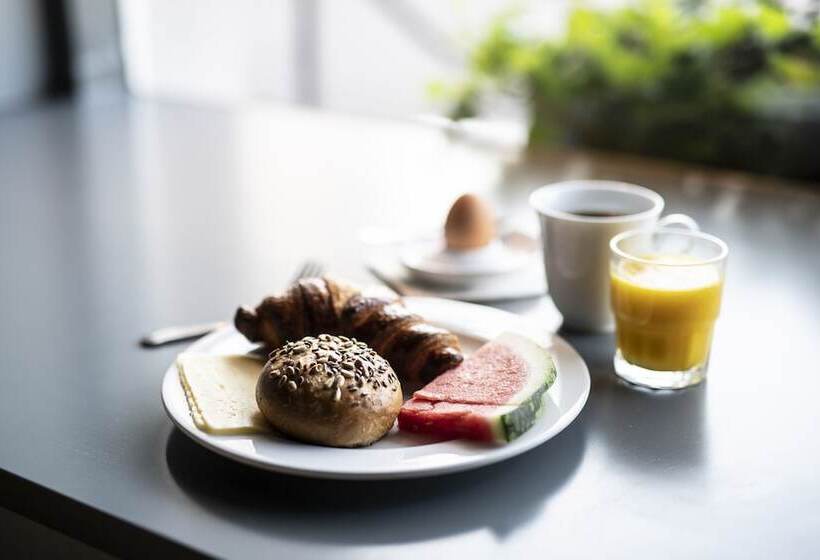 בית מלון כפרי Flora