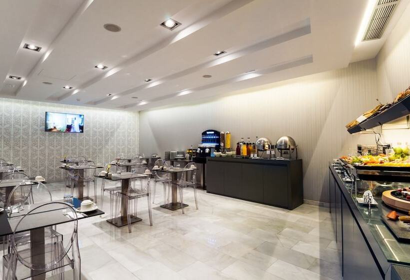 هتل Ikonik Ramblas