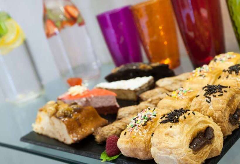 هتل Ikonik Ramblas