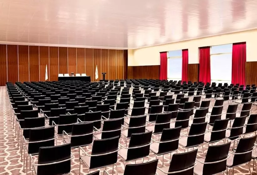 هتل Le Meridien Oran