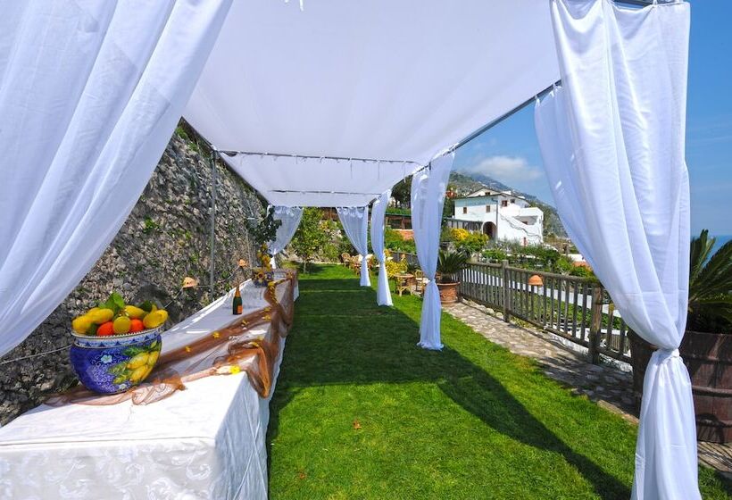 בית מלון כפרי Costa Diva