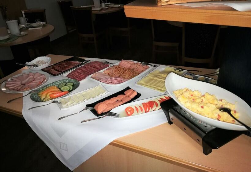 בית מלון כפרי Near By