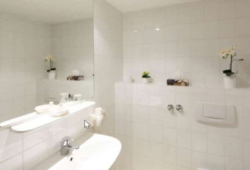 בית מלון כפרי Near By