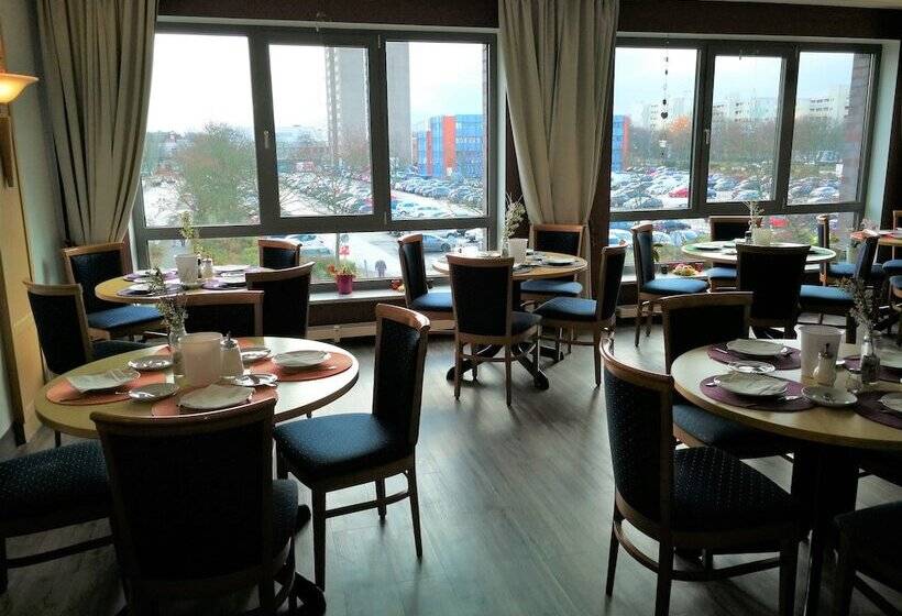 בית מלון כפרי Near By