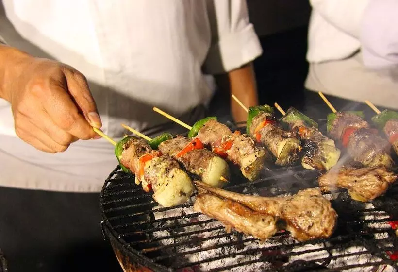 호텔 Pullman Bali Legian Beach