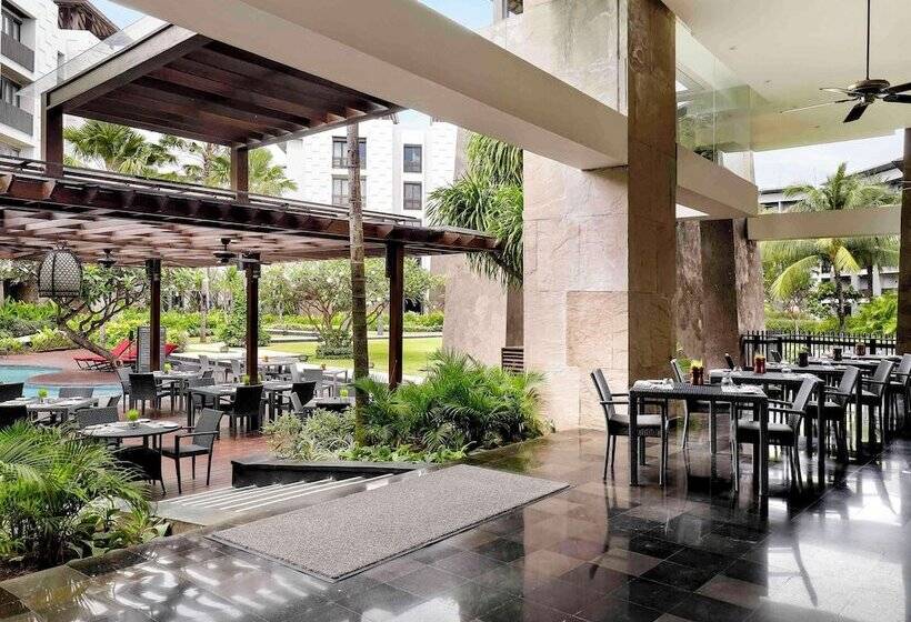 فندق Pullman Bali Legian Beach