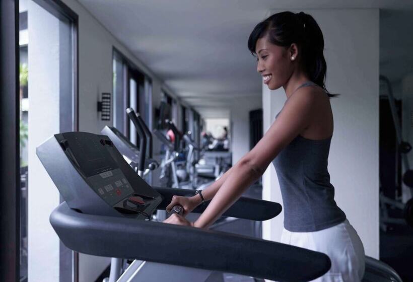 فندق Pullman Bali Legian Beach