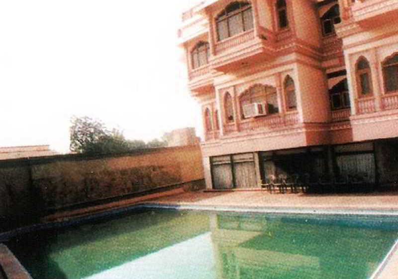 هتل Raj Vilas Place