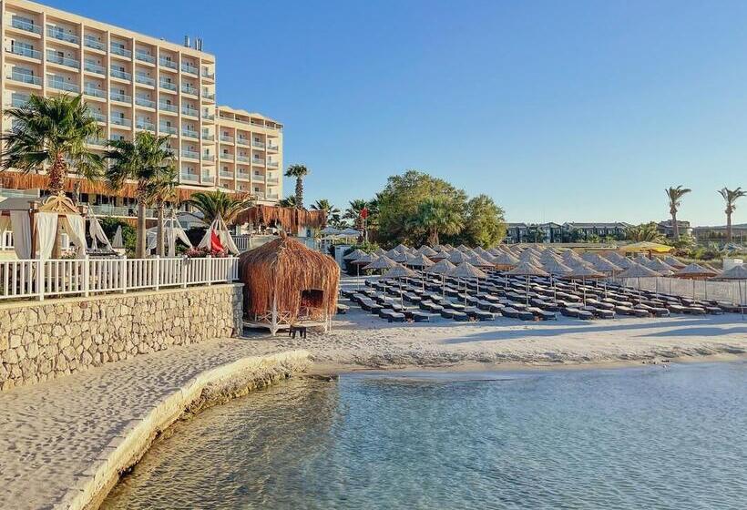 فندق Design Plus Seya Beach