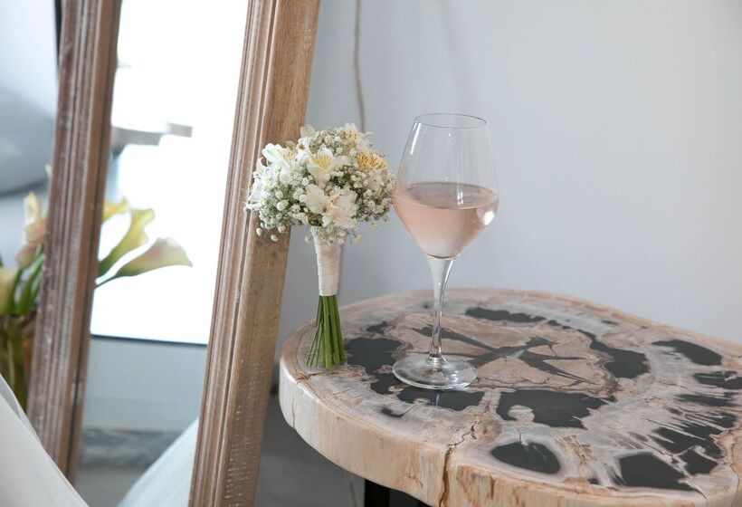 فندق Design Plus Seya Beach