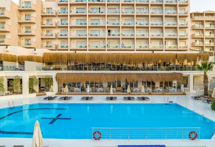 فندق Design Plus Seya Beach