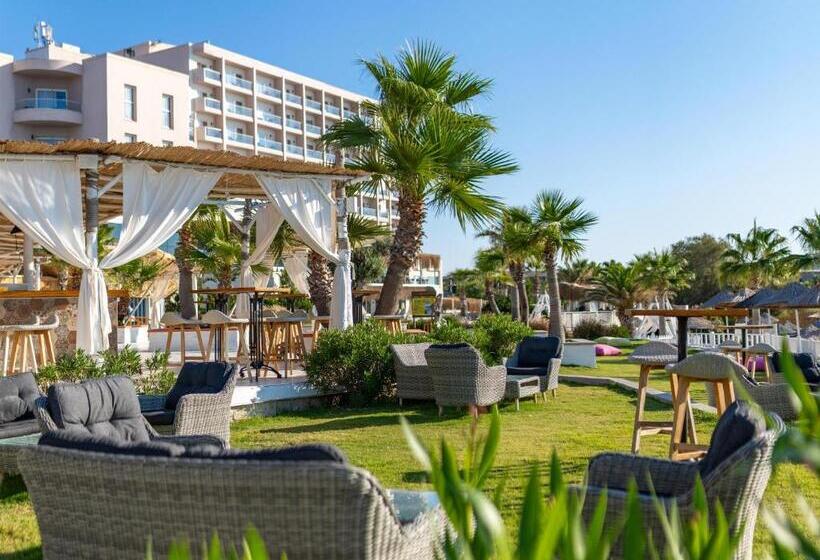 فندق Design Plus Seya Beach