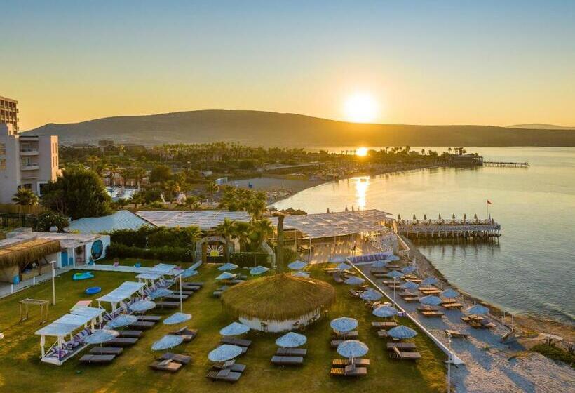 فندق Design Plus Seya Beach