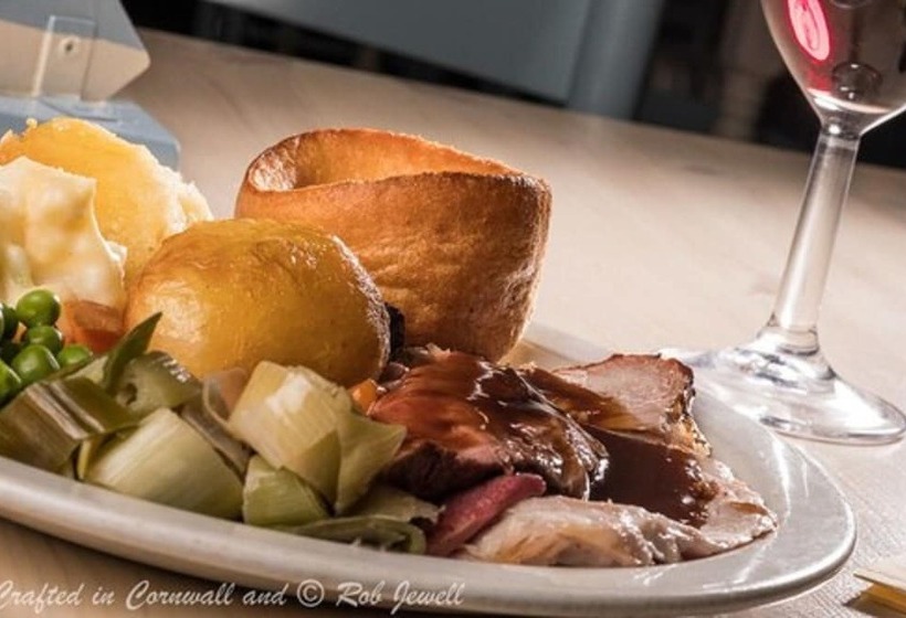 호텔 The Lugger Inn