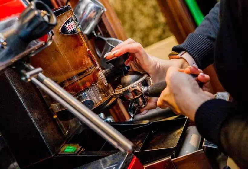 בית מלון כפרי The Red Lion