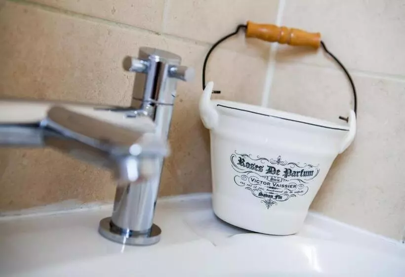 בית מלון כפרי The Red Lion