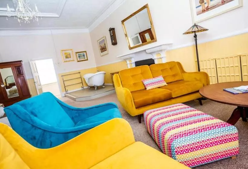 בית מלון כפרי The Red Lion