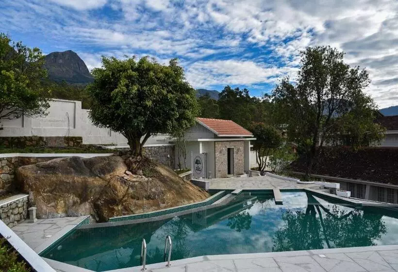 Отель The Siena Village