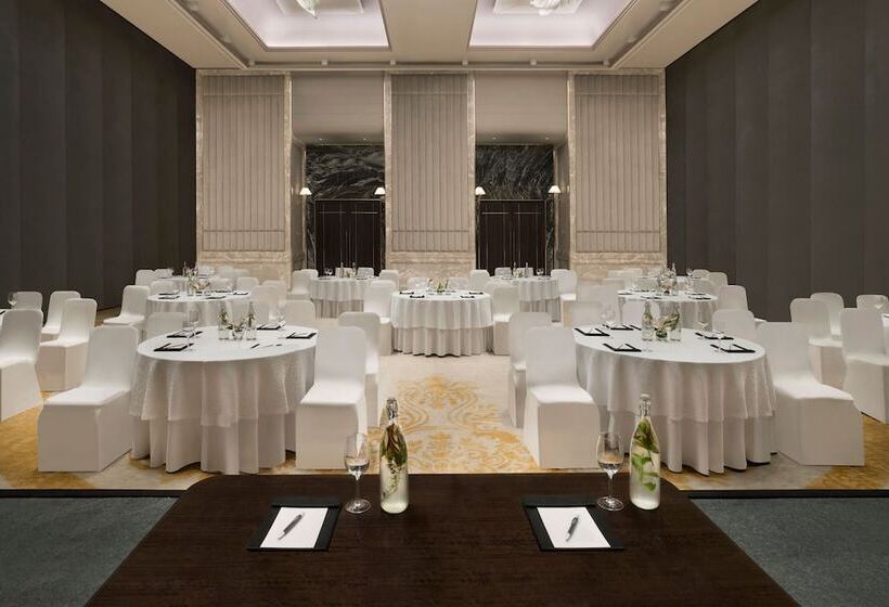 فندق The Westin Pune Koregaon Park