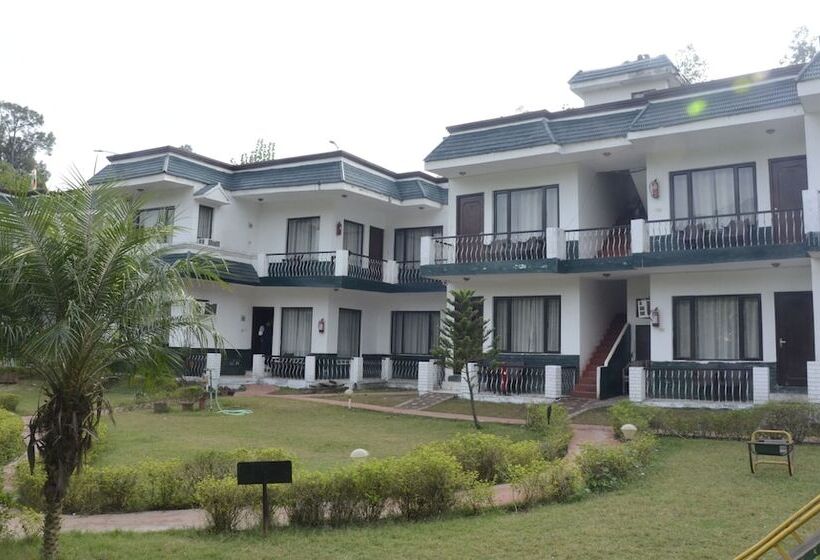 Отель Van Durga Villas & Suites