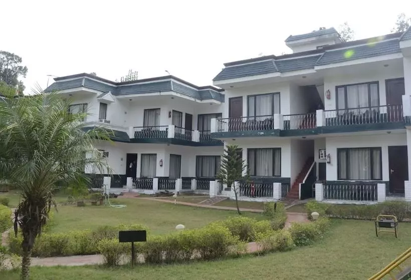ホテル Van Durga Villas & Suites