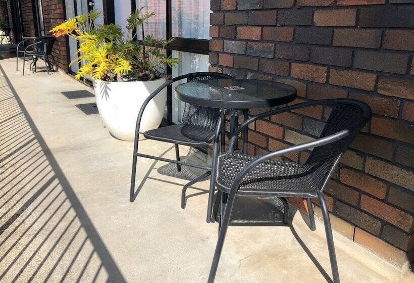 מוטל Matador Motor Inn