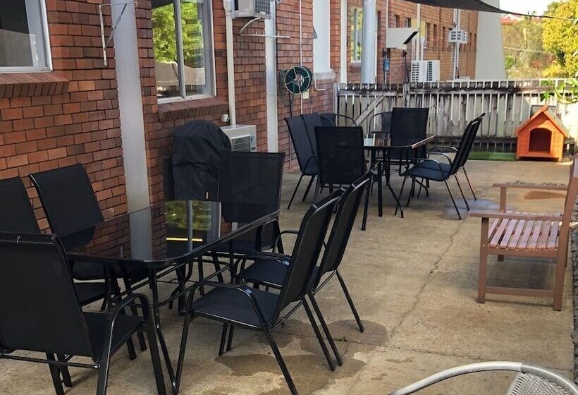 מוטל Matador Motor Inn