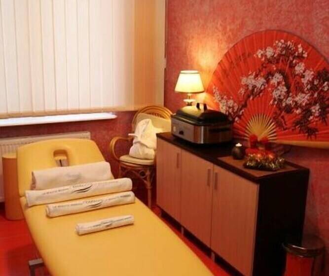 Royal Park Hotel & Spa