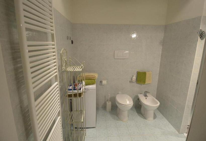 住宿加早餐  La Cervetta