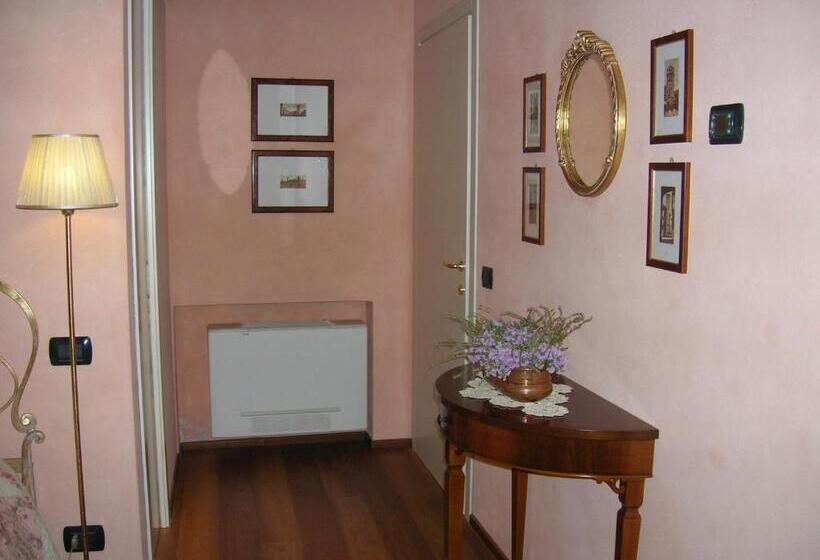 住宿加早餐  La Cervetta