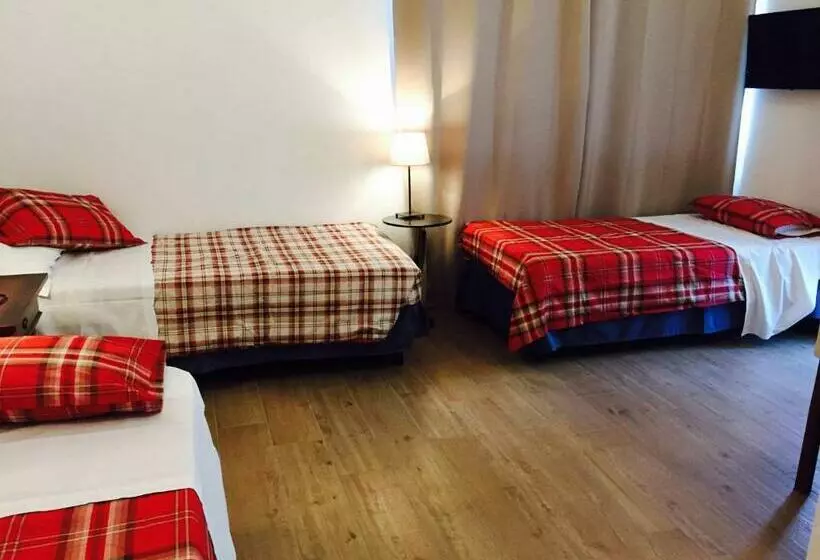 ベッドアンドブレックファースト La Villa Bianca Guest House