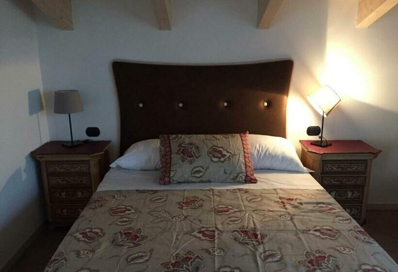 Bed and Breakfast La Villa Bianca Guest House