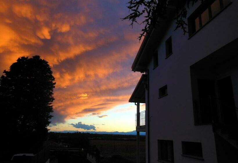 Bed and Breakfast La Villa Bianca Guest House