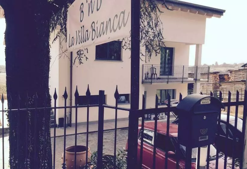 ベッドアンドブレックファースト La Villa Bianca Guest House